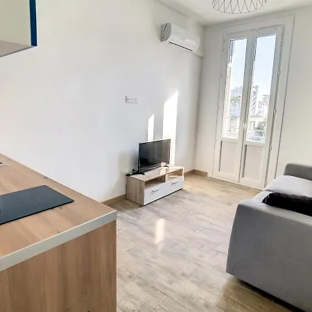 Studio - 2 Min Plage - 1 Min Gare A Pied - Renove Apartment Vallauris